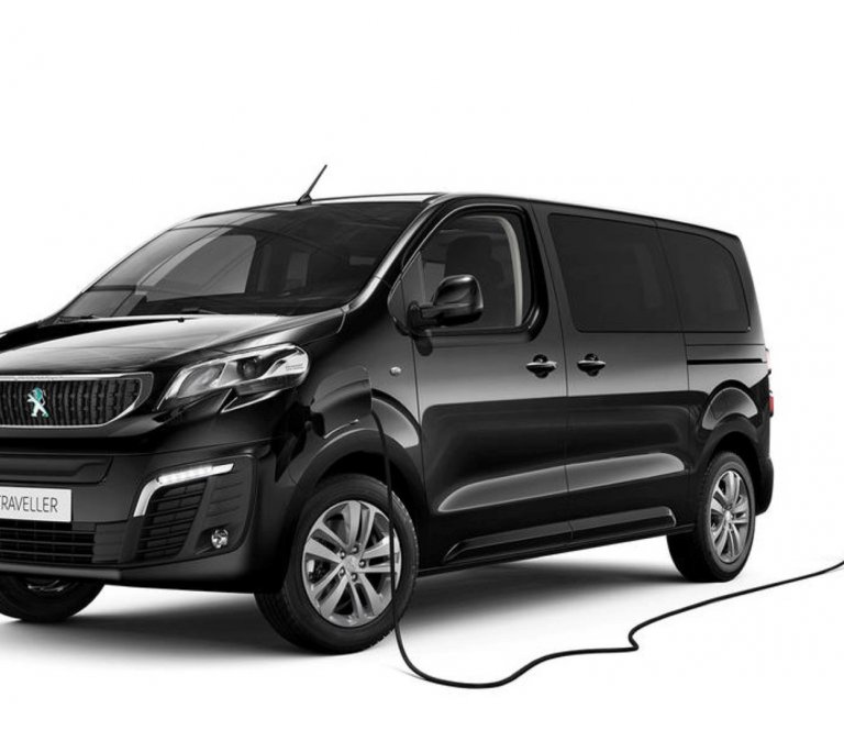 NÝR 9 SÆTA PEUGEOT E-TRAVELLER 100% RAFBÍLL KOMINN Í FORSÖLU