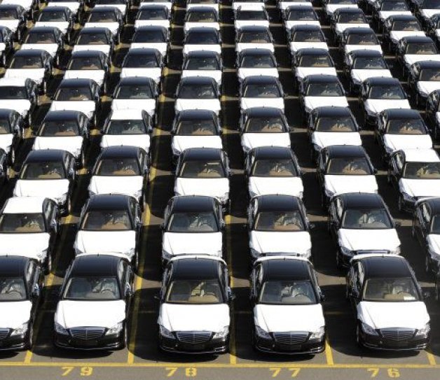 40,3% aukning í nýskráningum fólksbíla í ágúst samanborið við fyrra ár.