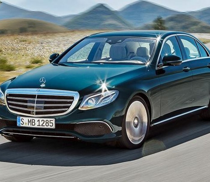 Yfir milljón Mercedes-Benz á hálfu ári