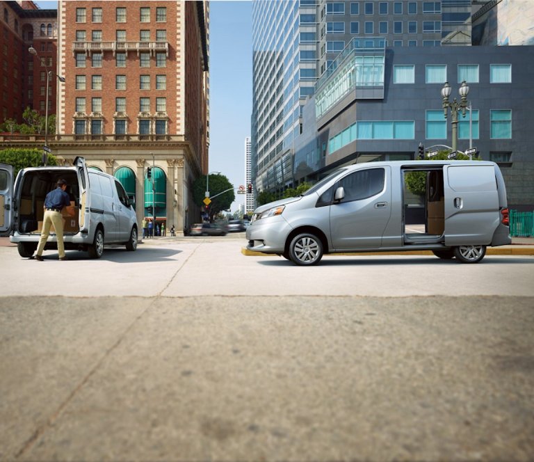 Nissan e-NV200 er einn hentugasti rafknúni borgarsendibíllinn