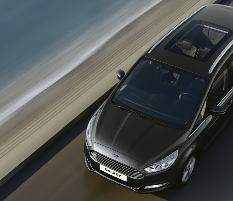 Ford frumsýnir tvo 7 manna fjölskyldubíla laugardaginn, 30. janúar milli kl. 12 og 16 í sýningarsal …