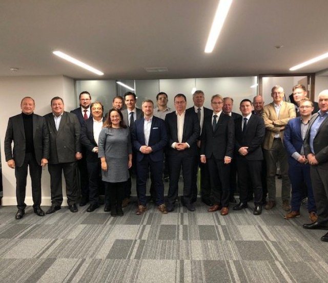 Hópurinn sem fundaði í London