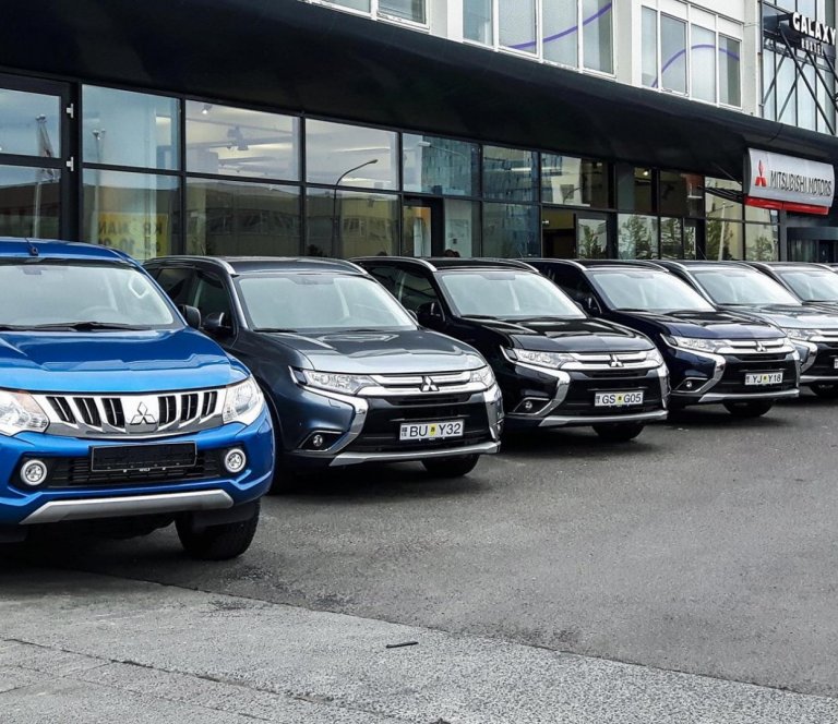 100 MITSUBISHI seldust á fyrstu viku afmælistilboðsins