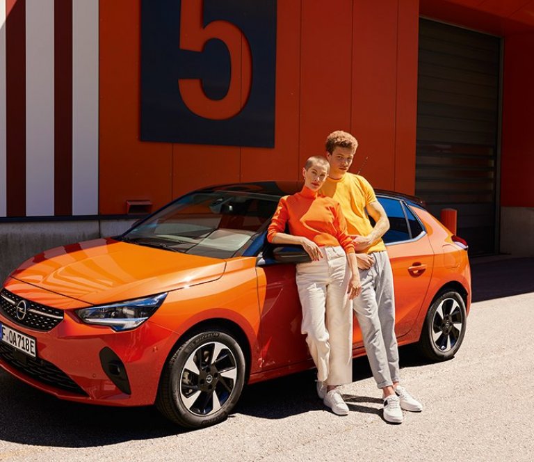 Opel nýskráningar aukast um 113%, 98% nýskráðra Opel bíla knúnir rafmagni