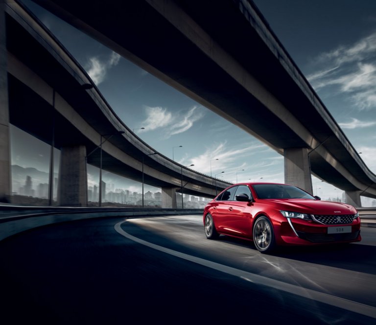 FRUMSÝNING PEUGEOT 508!