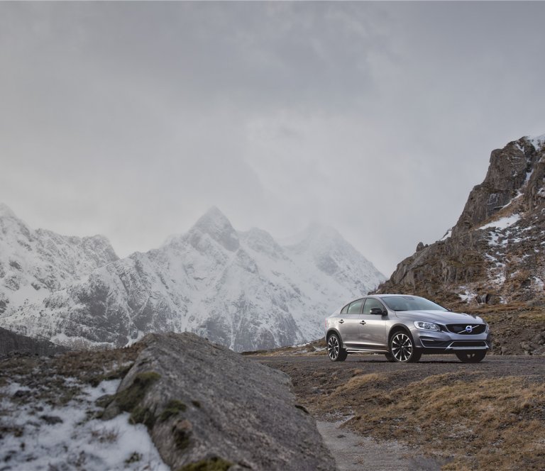 Brimborg frumsýnir Volvo V60 Cross Country og Volvo S60 Cross Country á laugardaginn milli kl. 12 og…
