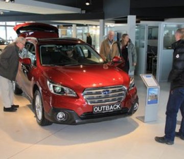 Bíla­sala í sam­ræmi við vænt­ing­ar þrátt fyr­ir ótíð.