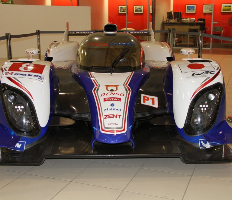 Toyota fagnar 50 ára afmæli á Íslandi með stórsýningu