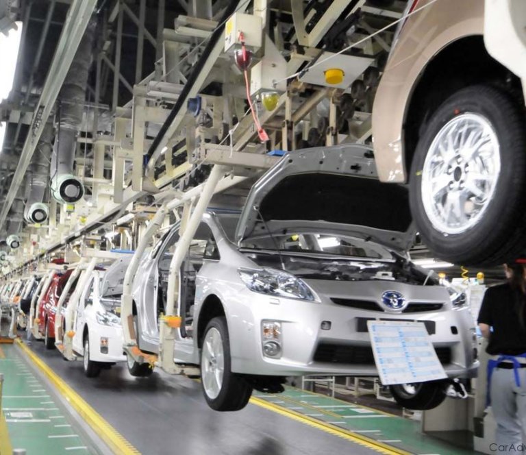 31% aukning í nýskráningum fólksbíla á síðasta ári.