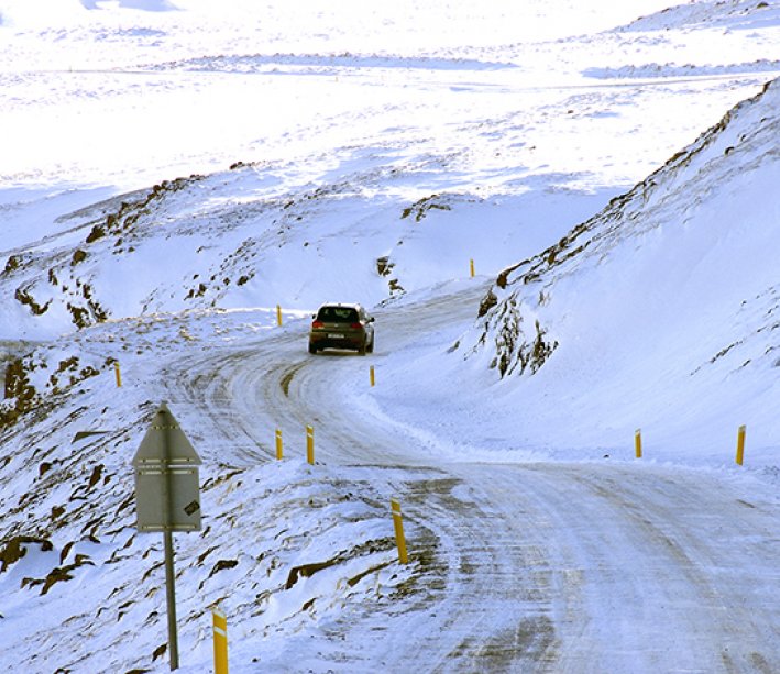 Rúmir 73 milljarðar innheimtir í opinber gjöld af bifreiðaeigendum 2018 en 21 milljarður fer í vegak…