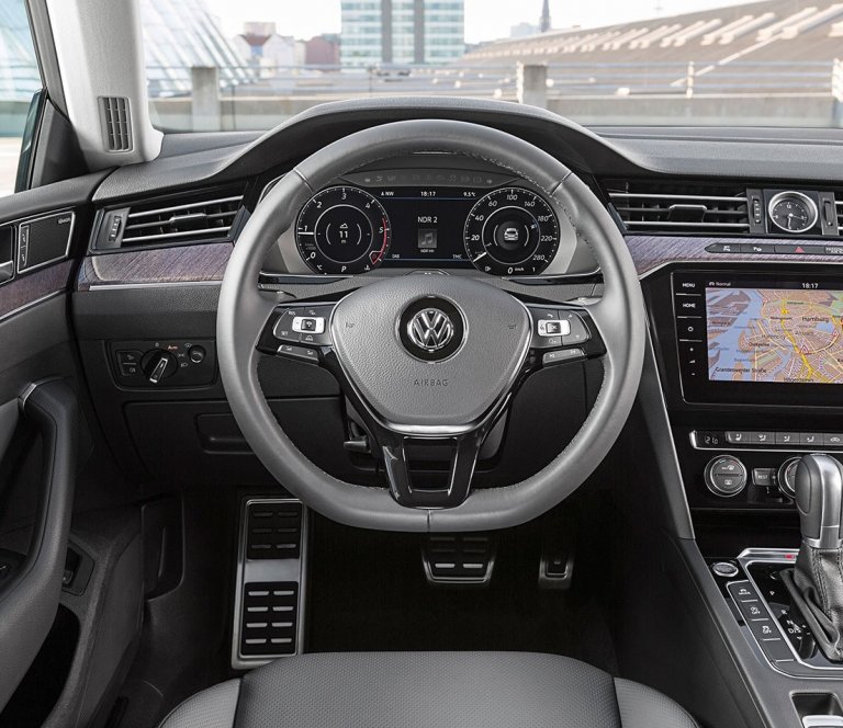 Forkunn­ar­fag­ur fólksvagn