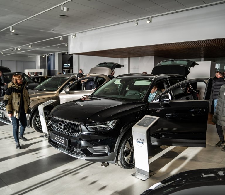 Það var margt um manninn á frumsýningu Volvo XC40 Recharge